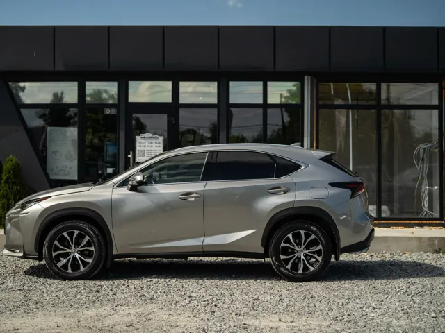 Lexus NX - фото 4