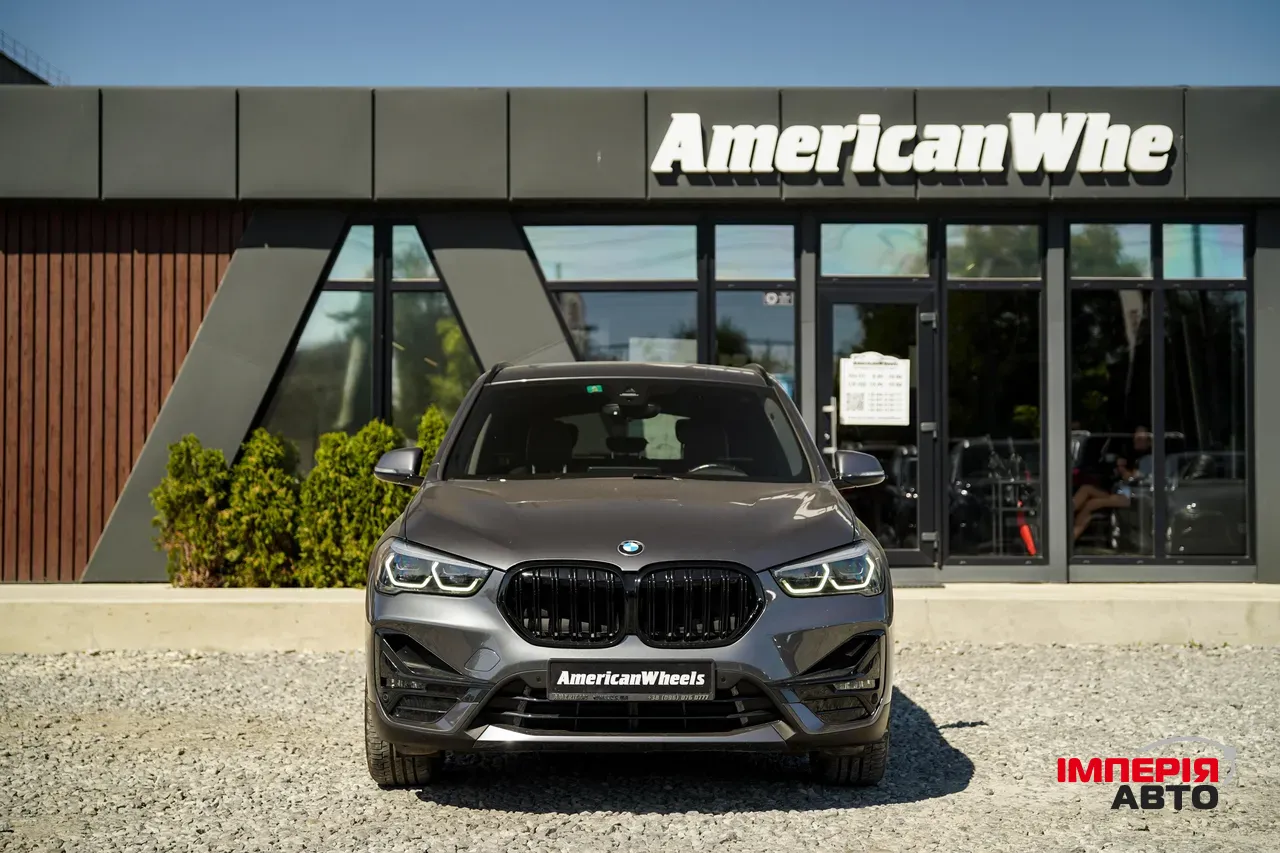 BMW X1 - фото 2