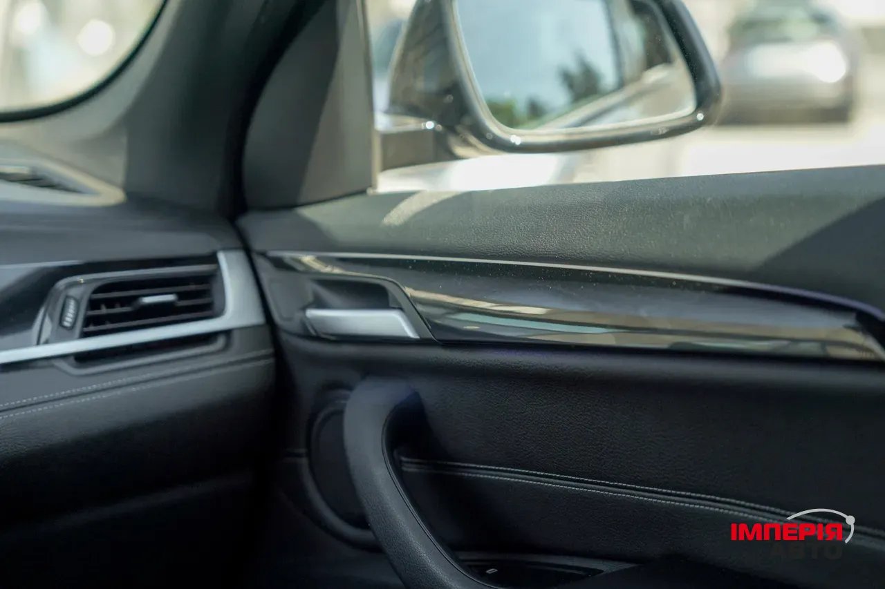 BMW X1 - фото 33