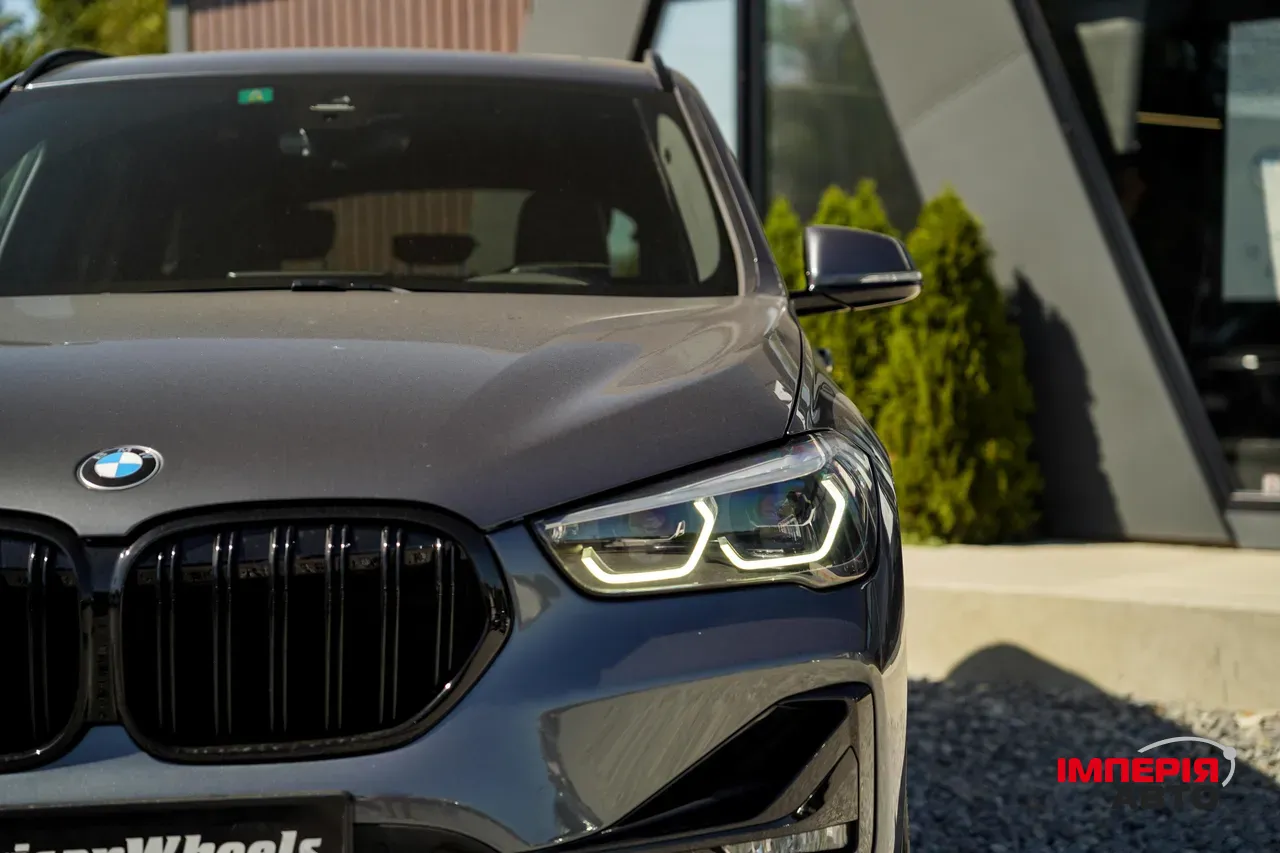 BMW X1 - фото 12