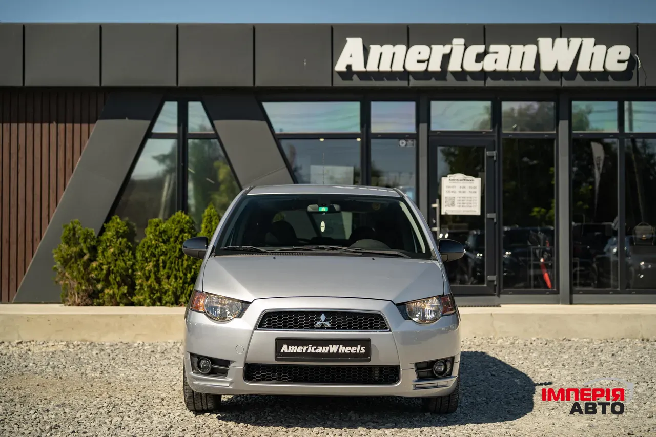 Mitsubishi Colt - фото 2
