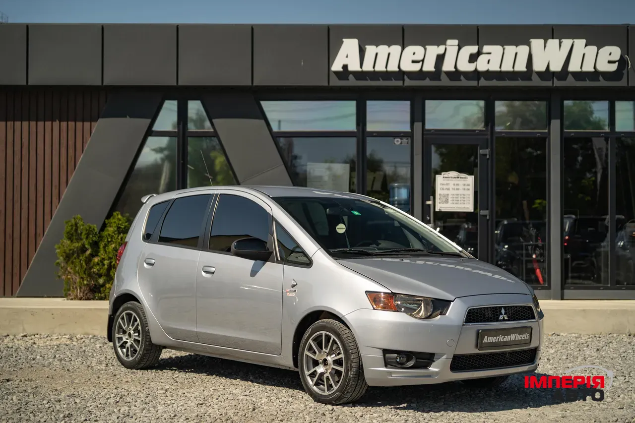 Mitsubishi Colt - фото 3