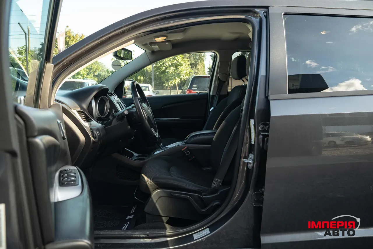 Dodge Journey - фото 11