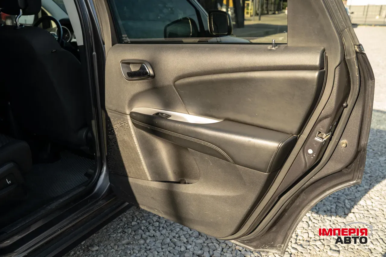 Dodge Journey - фото 32