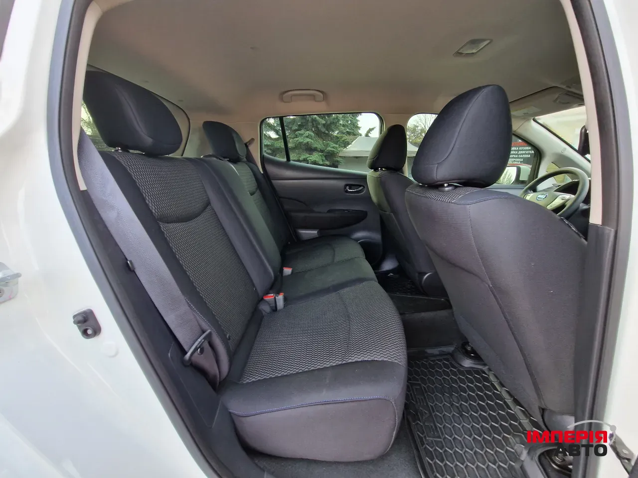 Nissan Leaf - фото 25