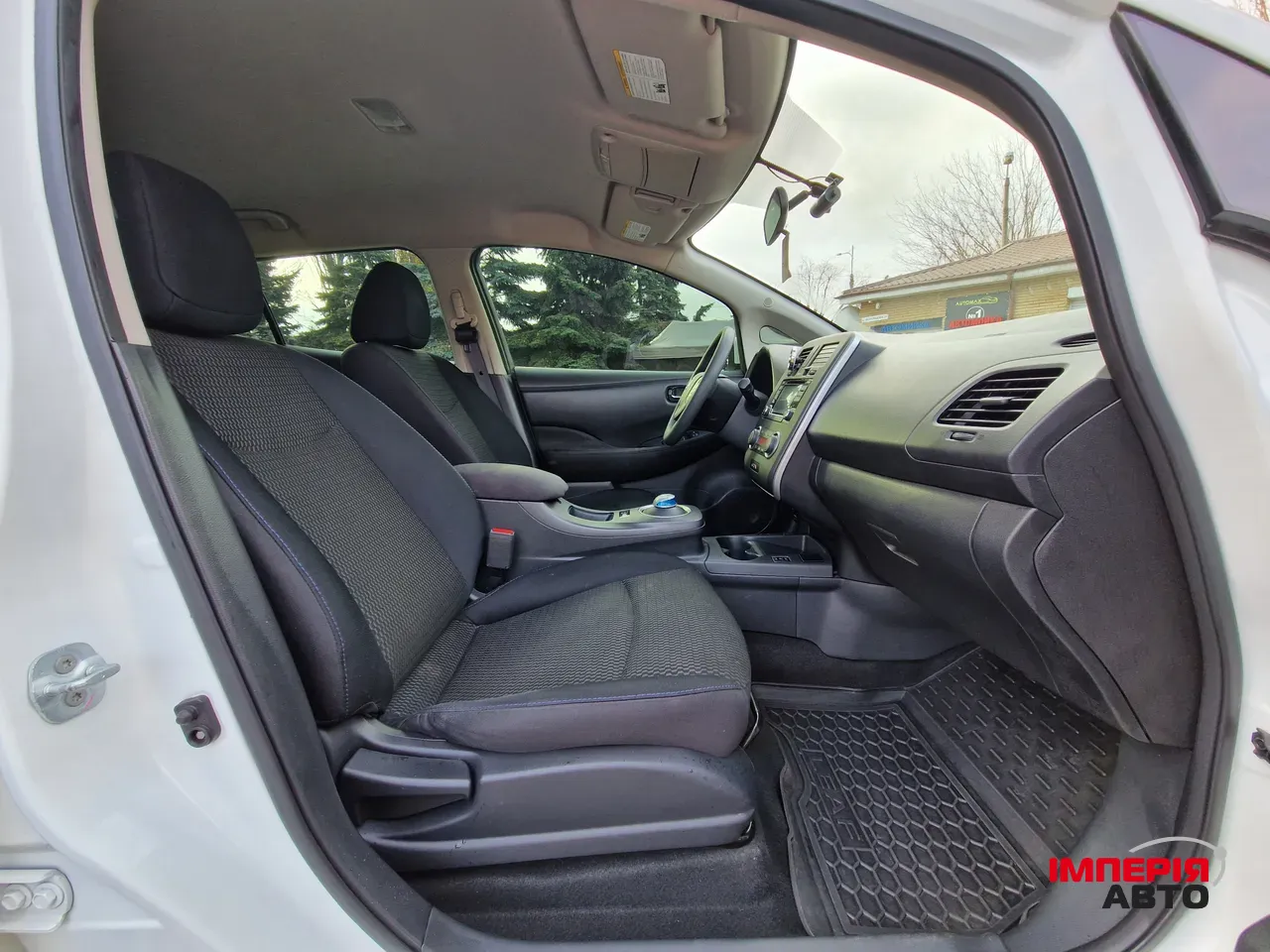 Nissan Leaf - фото 26