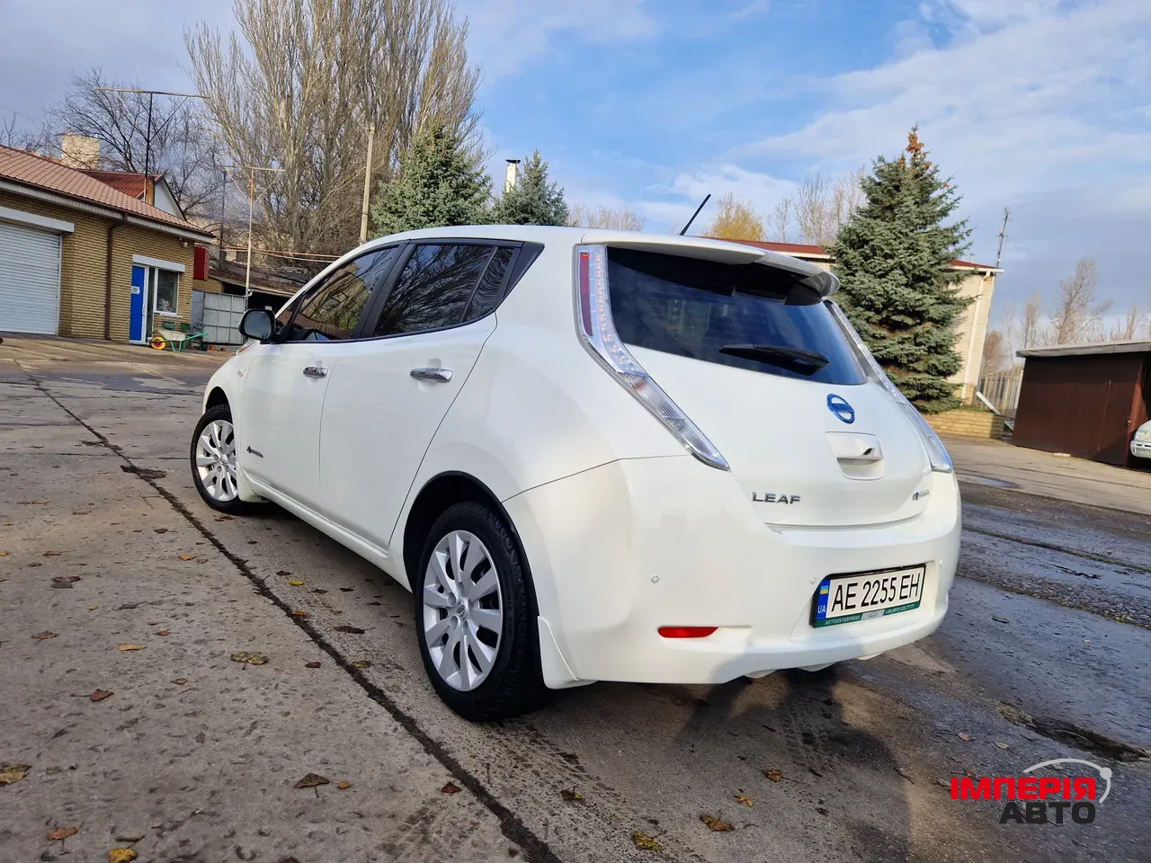 Nissan Leaf - фото 6