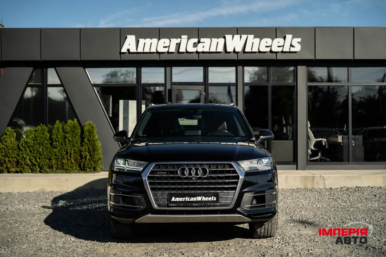 Audi Q7 - фото 2