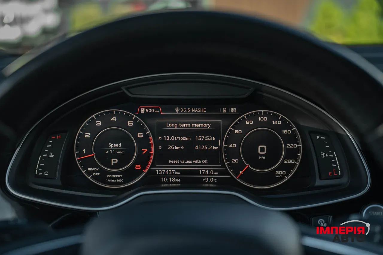 Audi Q7 - фото 29