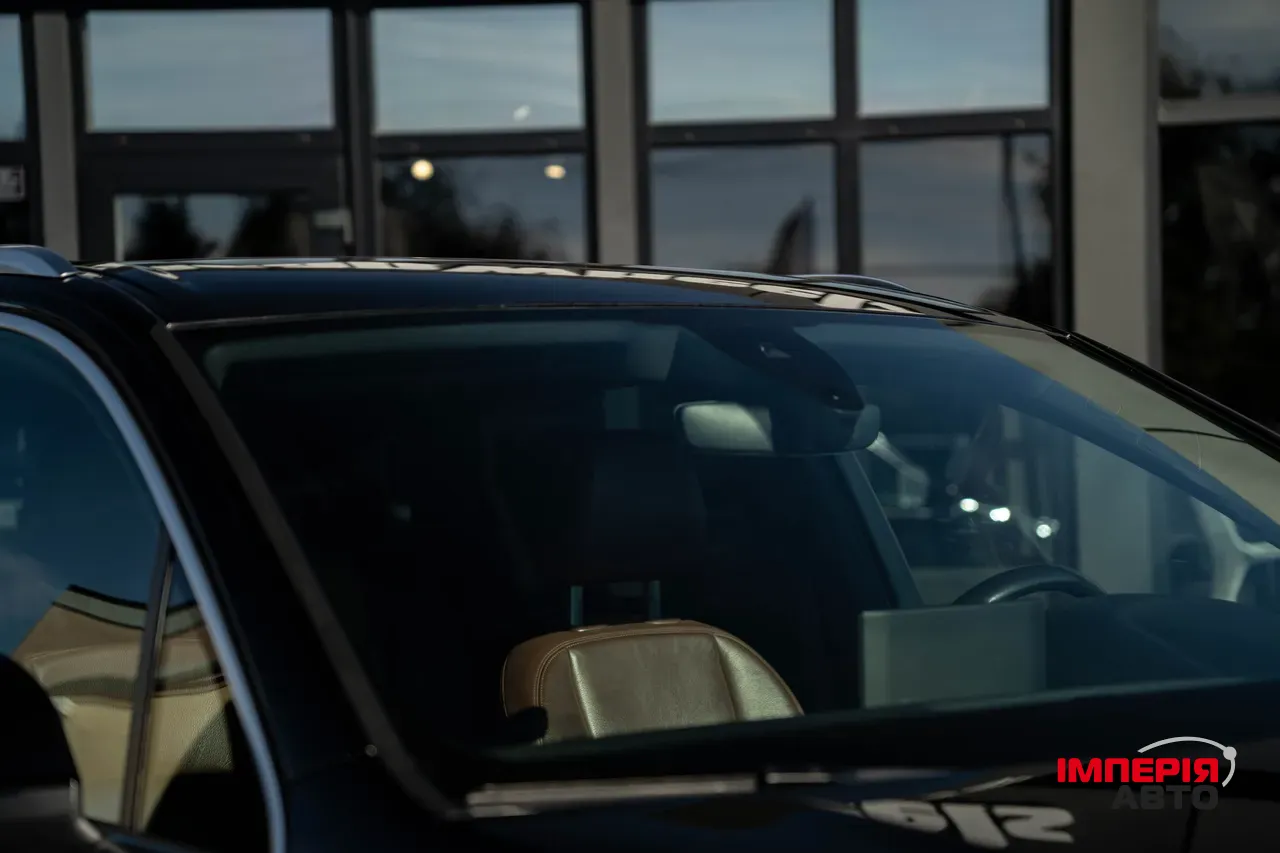 Audi Q7 - фото 17