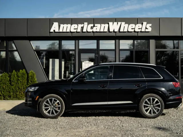 Audi Q7 - фото 4