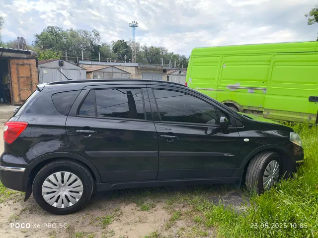 Suzuki SX4 - фото 2
