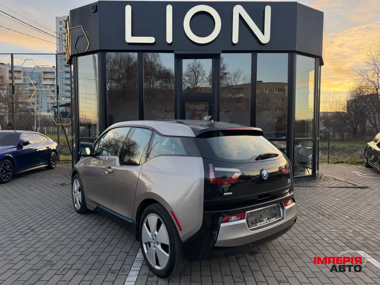 BMW i3 - фото 7