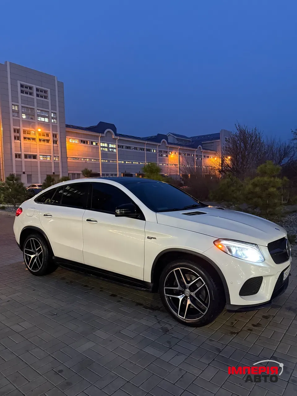 Mercedes-Benz GLE Coupe AMG - фото 16