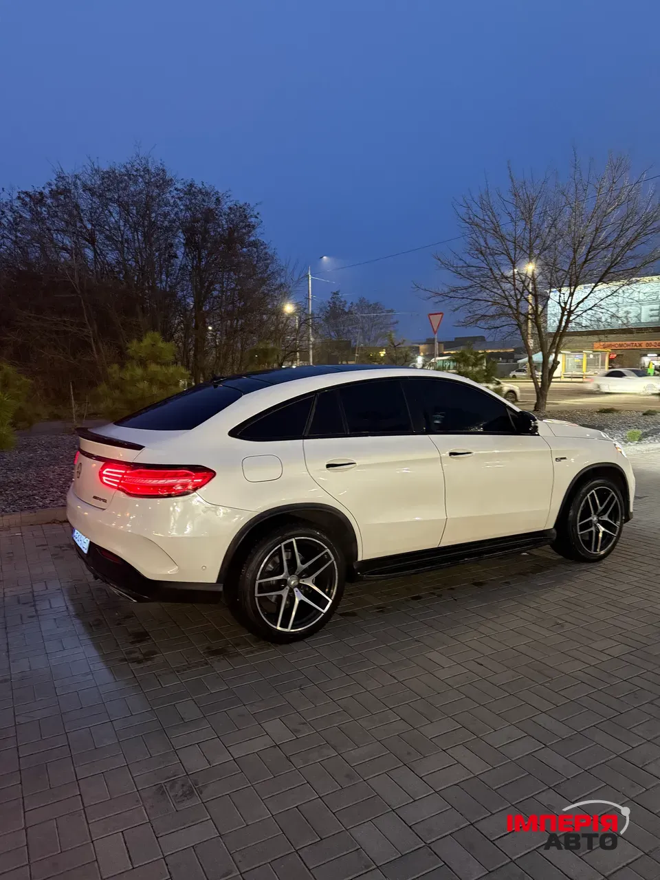 Mercedes-Benz GLE Coupe AMG - фото 8