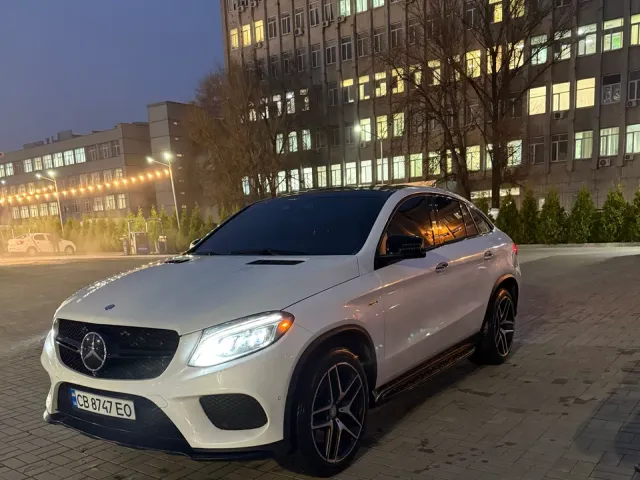 Mercedes-Benz GLE Coupe AMG - фото 3