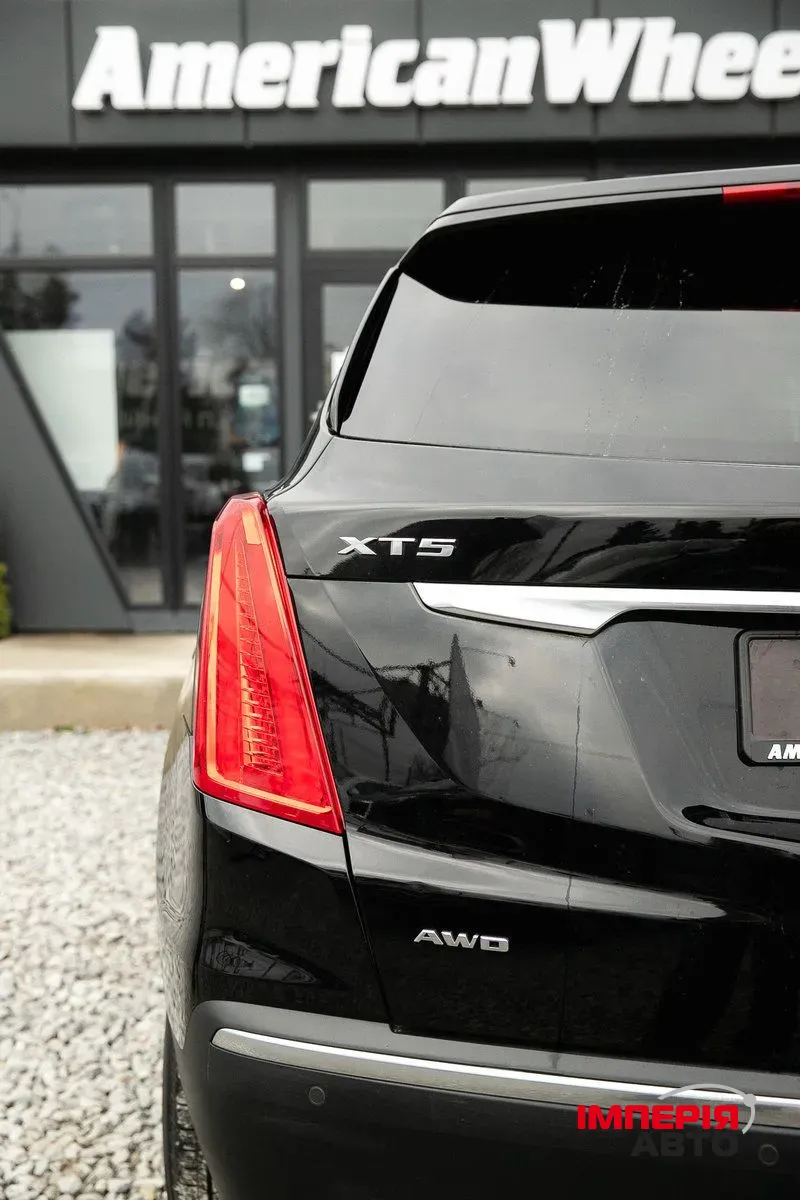 Cadillac XT5 - фото 8