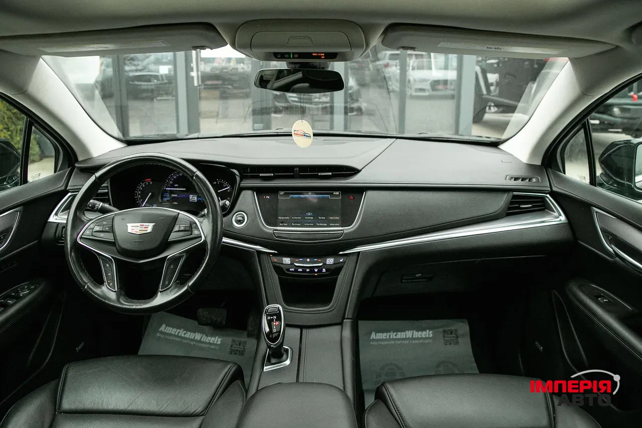 Cadillac XT5 - фото 15