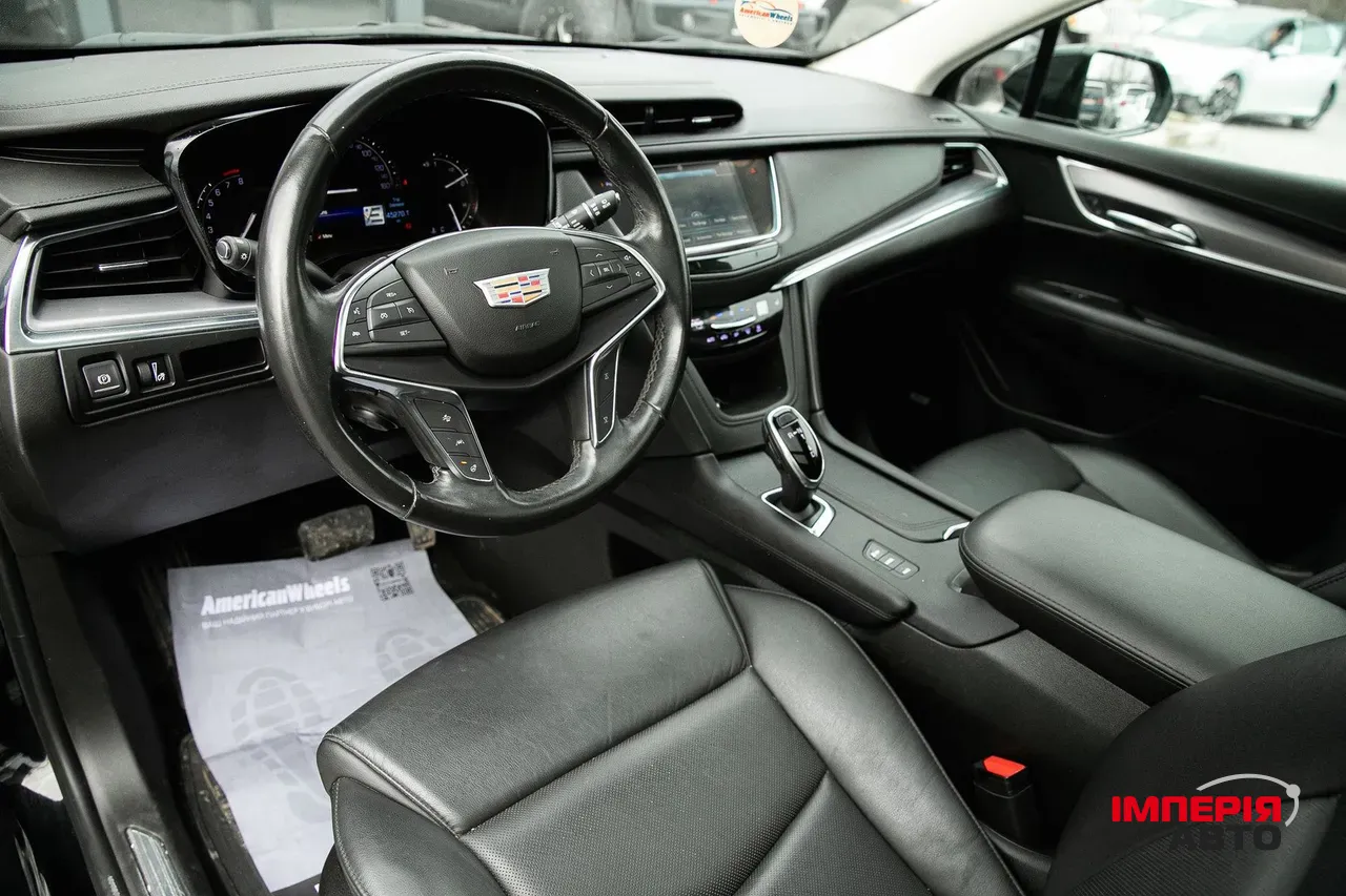 Cadillac XT5 - фото 13