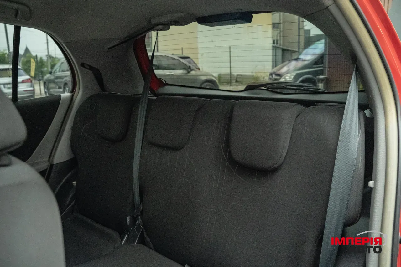 Toyota Yaris - фото 30