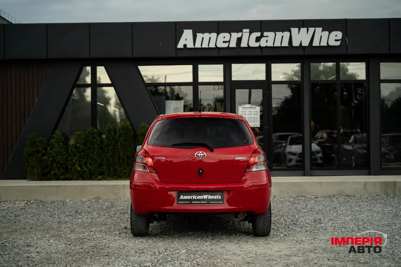 Toyota Yaris - фото 6