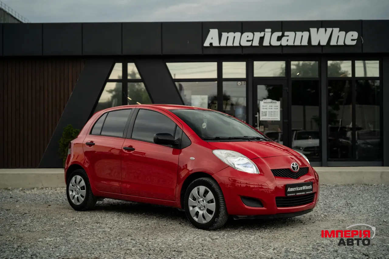 Toyota Yaris - фото 3