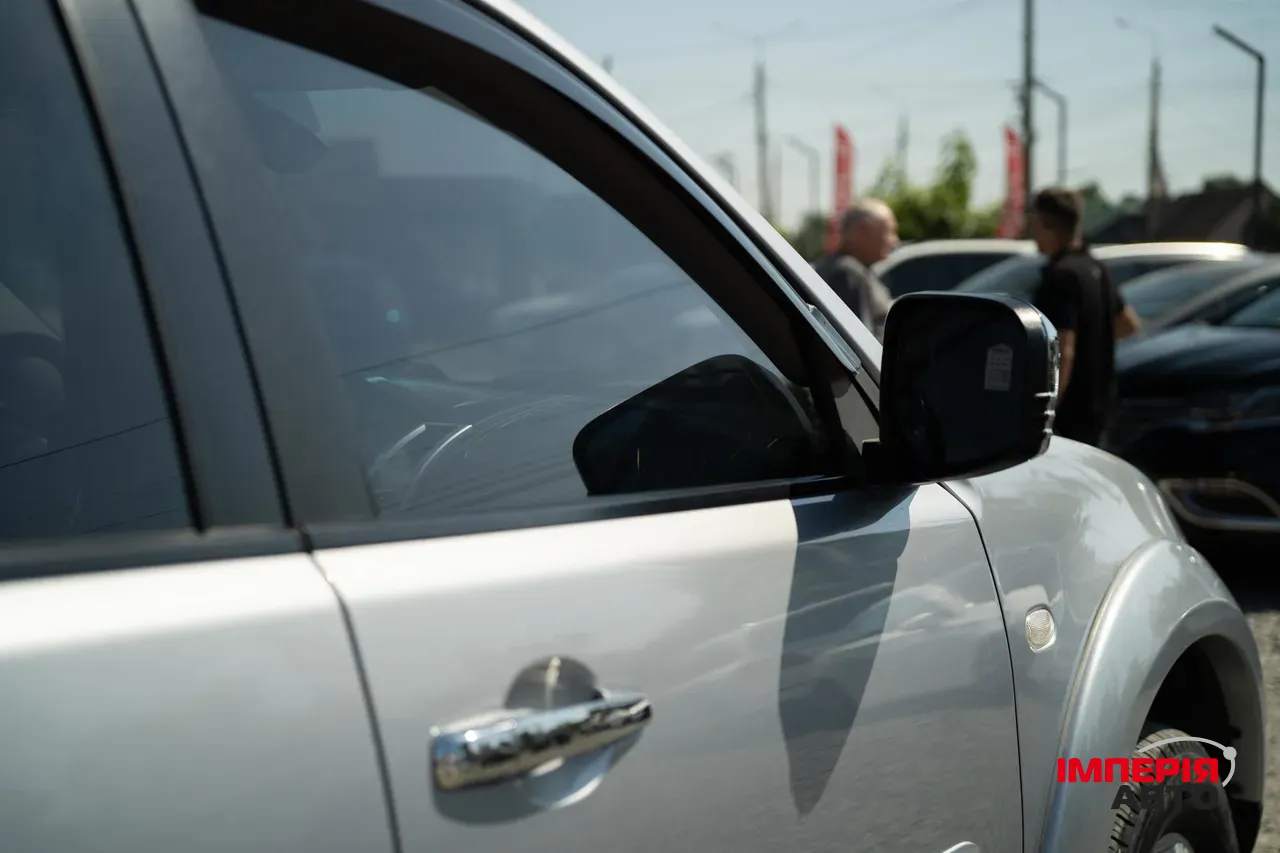 Mitsubishi Pajero Sport - фото 14