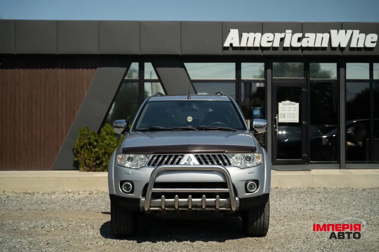 Mitsubishi Pajero Sport - фото 2