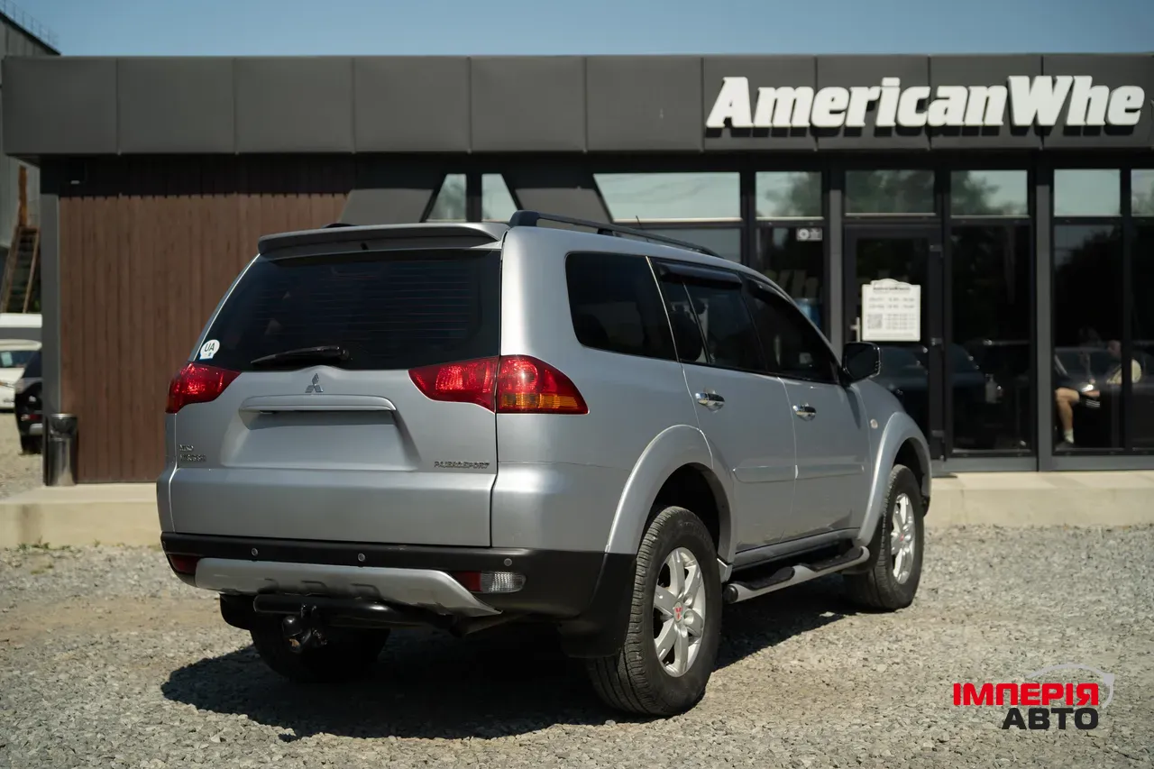 Mitsubishi Pajero Sport - фото 5