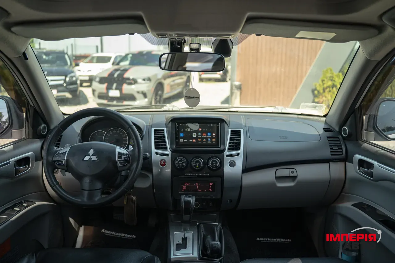 Mitsubishi Pajero Sport - фото 20