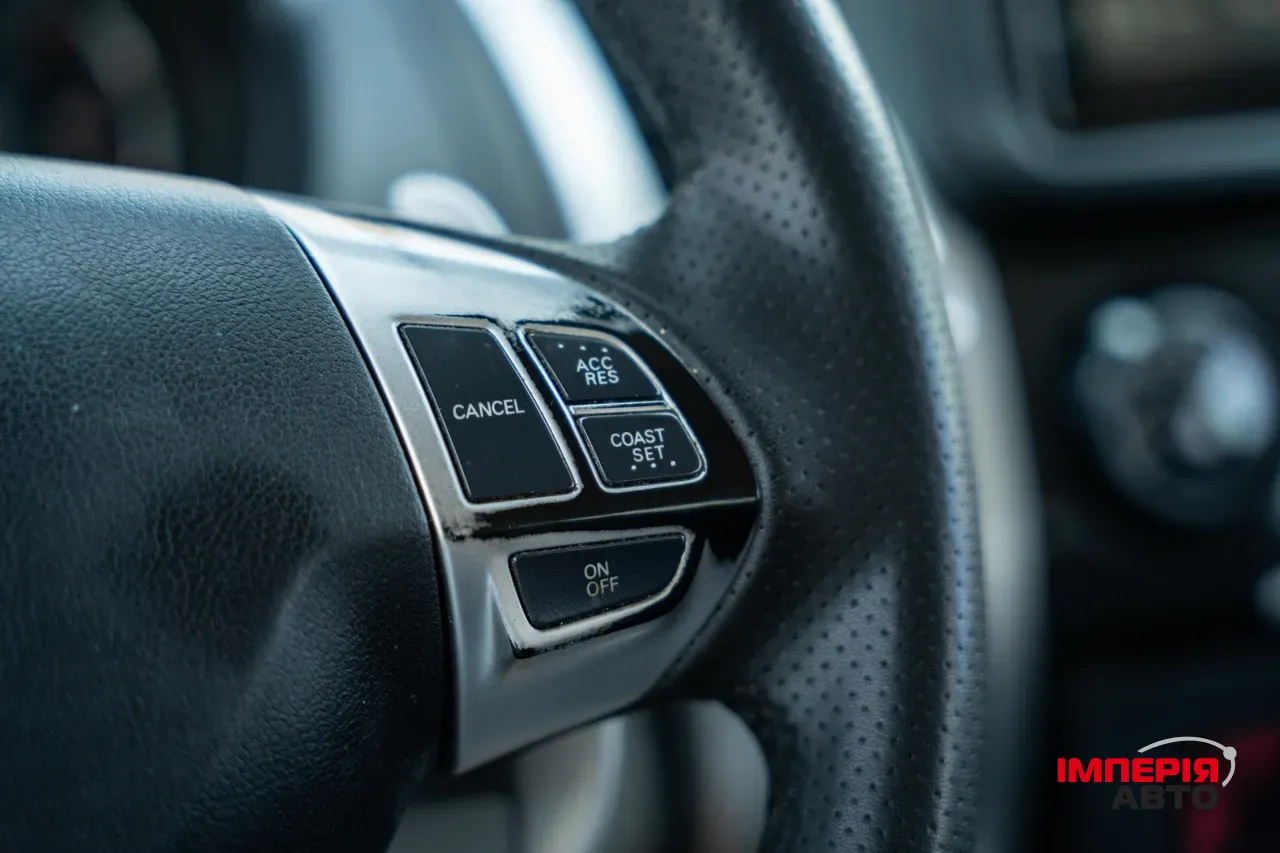 Mitsubishi Pajero Sport - фото 24