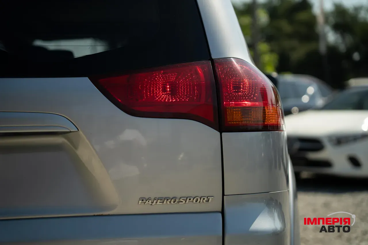 Mitsubishi Pajero Sport - фото 8