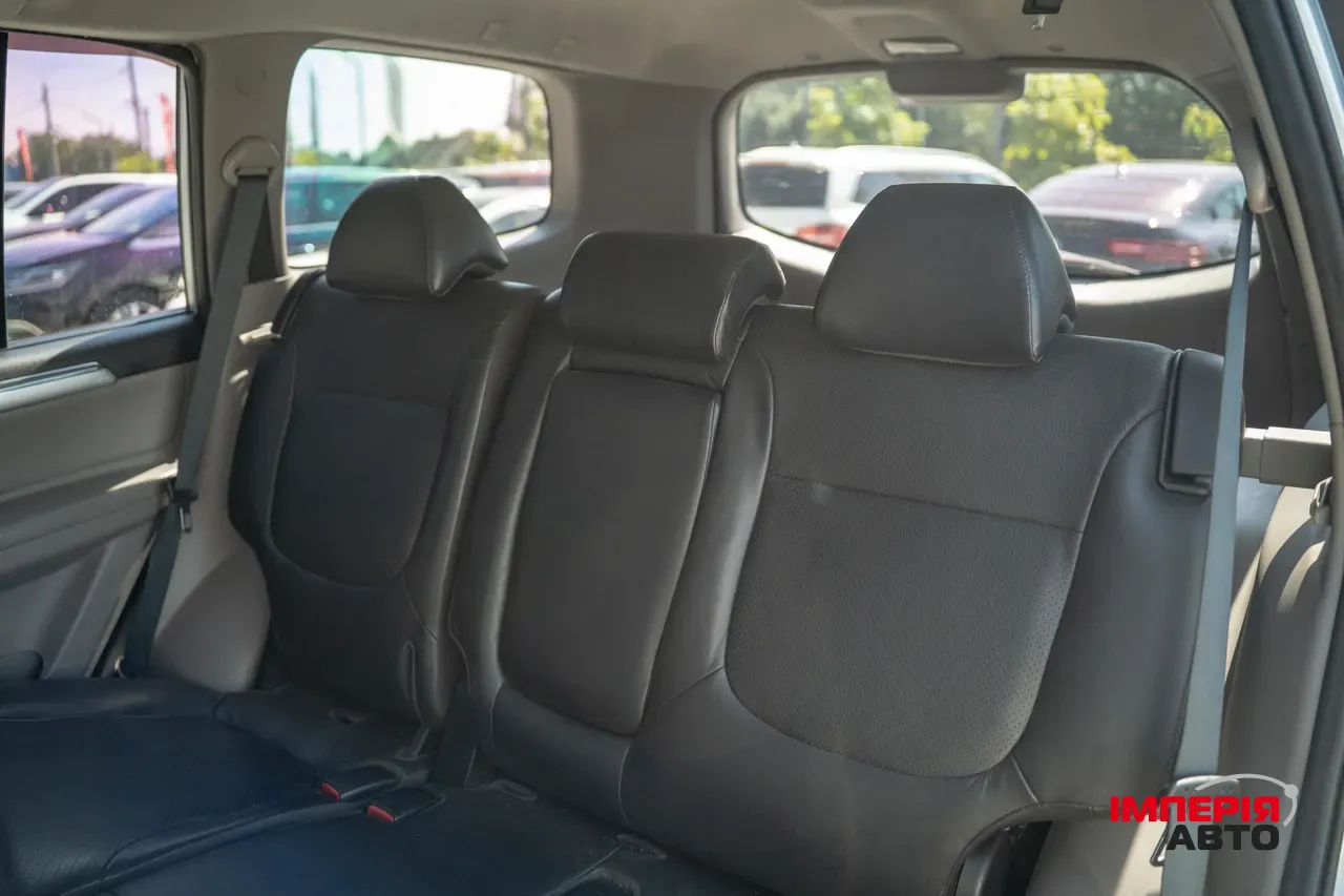 Mitsubishi Pajero Sport - фото 33