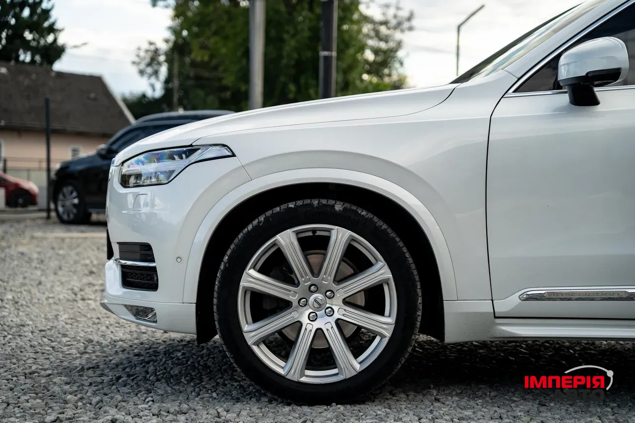 Volvo XC90 - фото 21