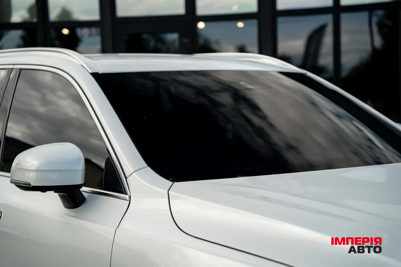 Volvo XC90 - фото 12