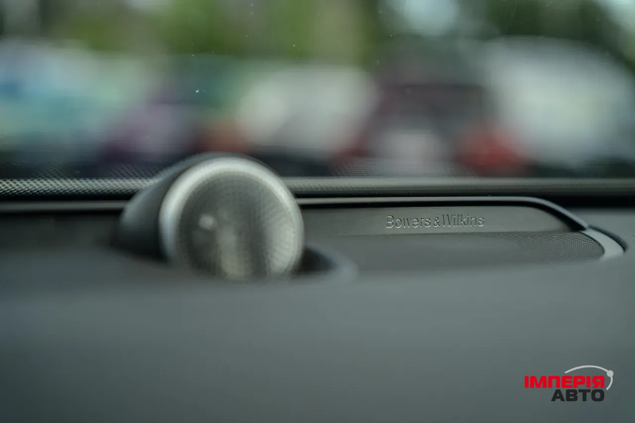 Volvo XC90 - фото 35