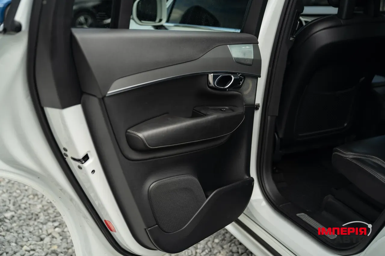 Volvo XC90 - фото 53