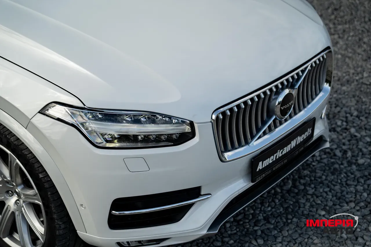 Volvo XC90 - фото 14