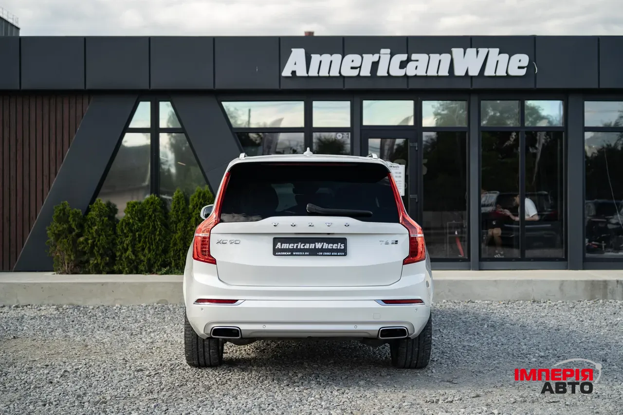 Volvo XC90 - фото 6