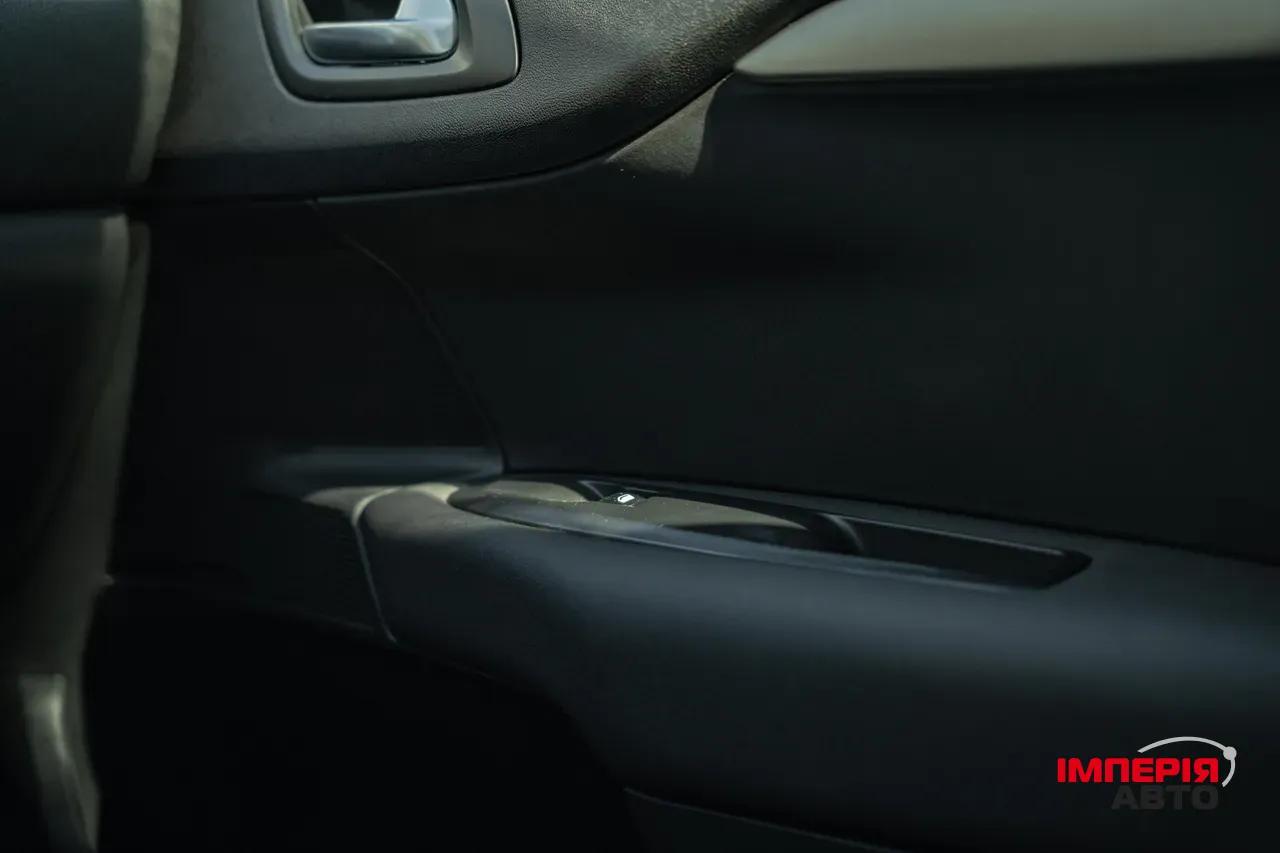 Citroen C4 - фото 26