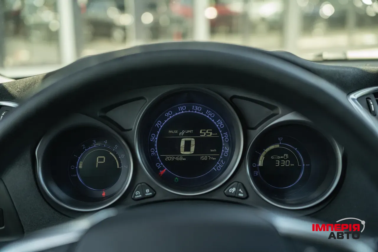 Citroen C4 - фото 19