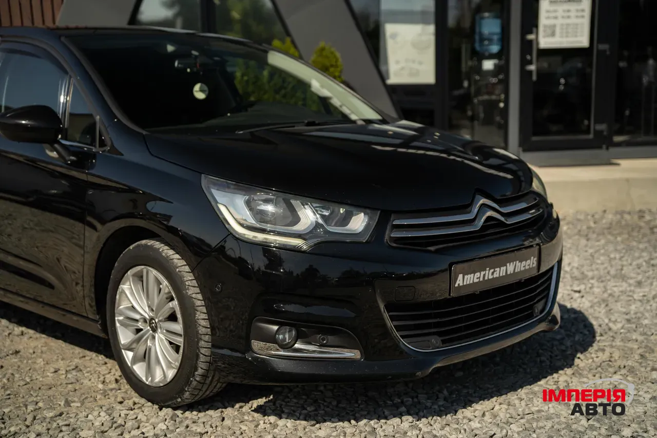 Citroen C4 - фото 8