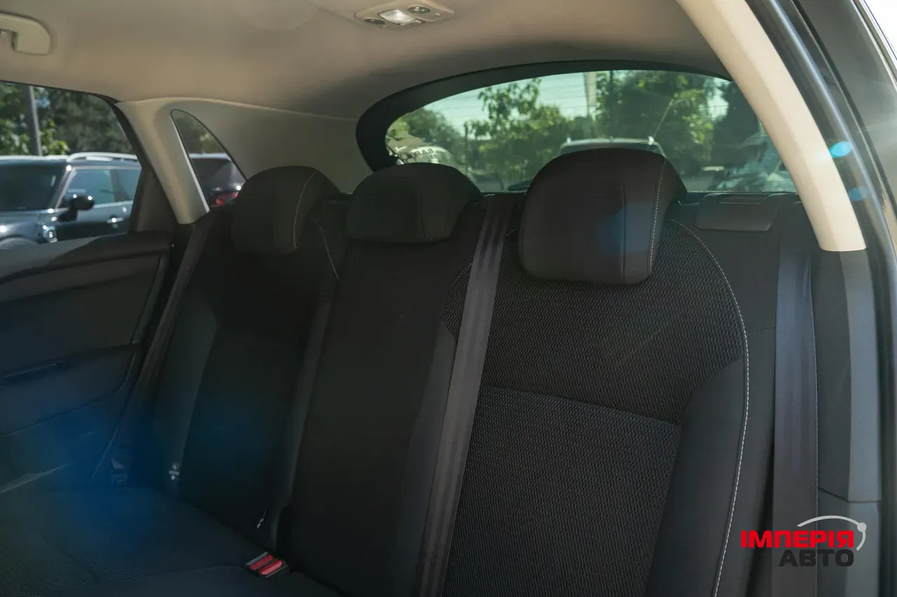 Citroen C4 - фото 29