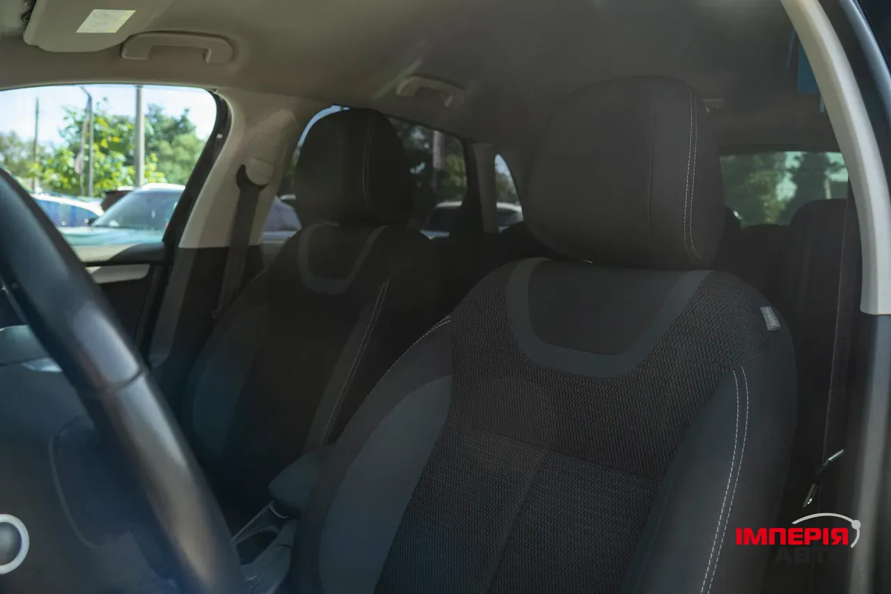 Citroen C4 - фото 27