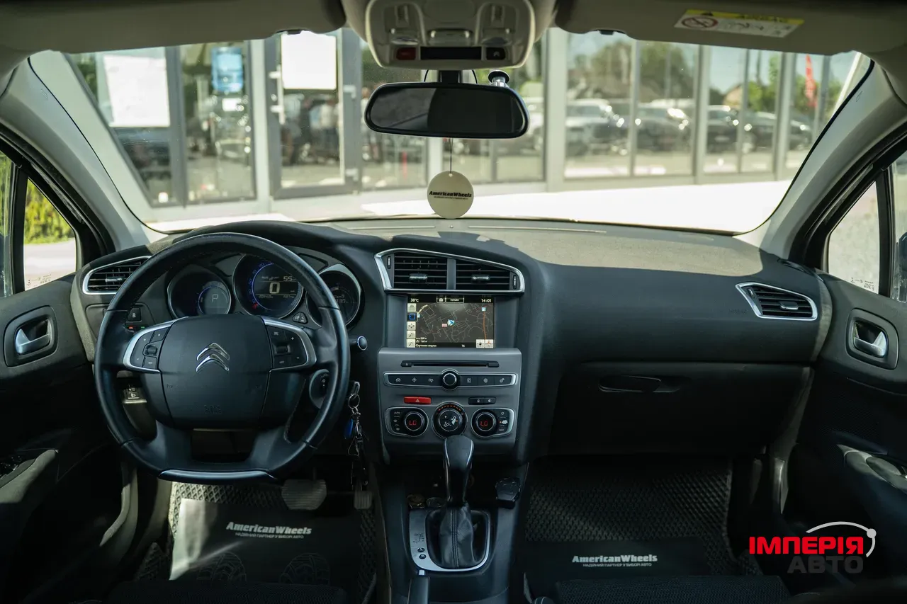 Citroen C4 - фото 17