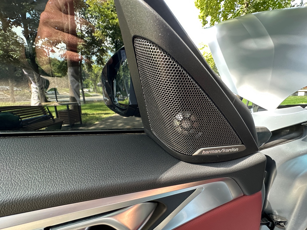 BMW i4 - фото 3
