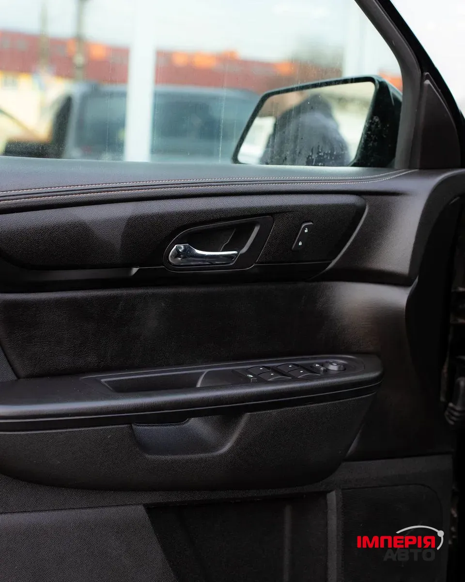 Chevrolet Traverse - фото 16