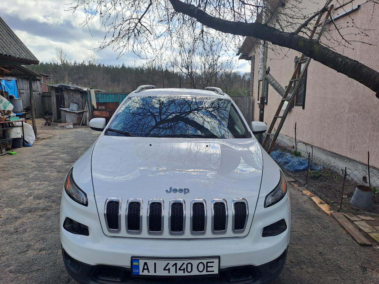 Jeep Cherokee - фото 1