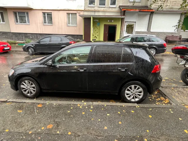 Volkswagen Golf - фото 3