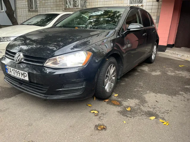 Volkswagen Golf - фото 1